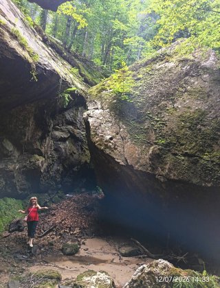 Yamorlu Bunar (Piramidata) Waterfall