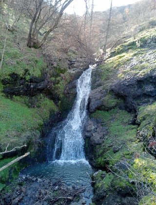 Glave Dol Waterfall