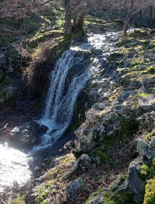 Glave Dol Waterfall 6