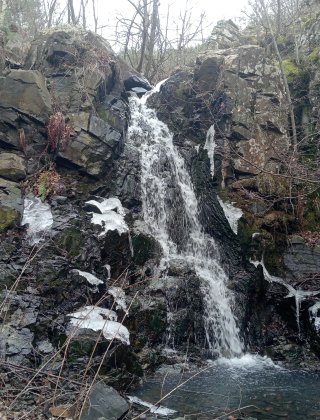 Aladzha Dere Waterfall 2