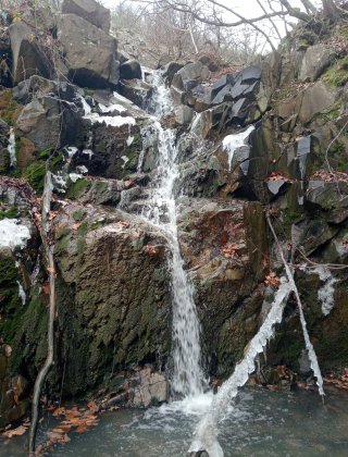 Aladzha Dere Waterfall 4