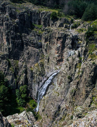 Водопад Безводно