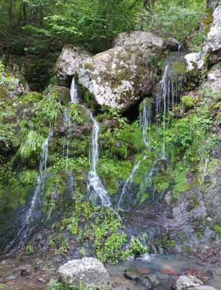 Долен водопад Индере