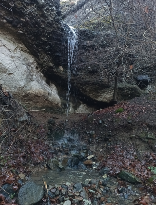 Right Tributary Kurt Dere Waterfall