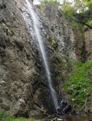 Shtrokaloto Waterfall 