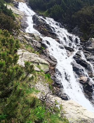 Yanchov Upper Waterfall