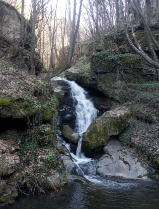Oshlyak Waterfall 3