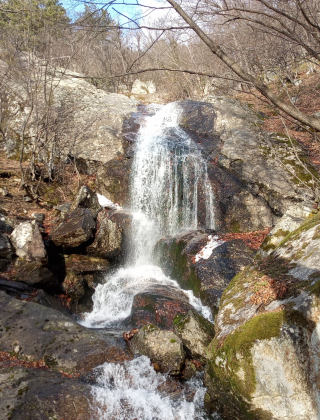 Kapchiysko Dere Lower Waterfall