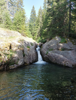 Otovishki Waterfall 12