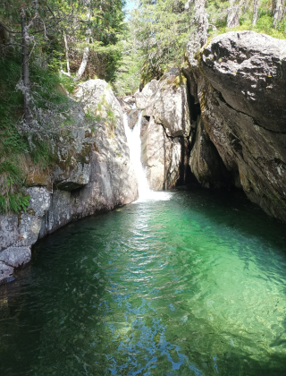 Otovishki Waterfall 14