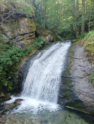 Goritsa Waterfall 8
