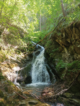 Fudinya Waterfall