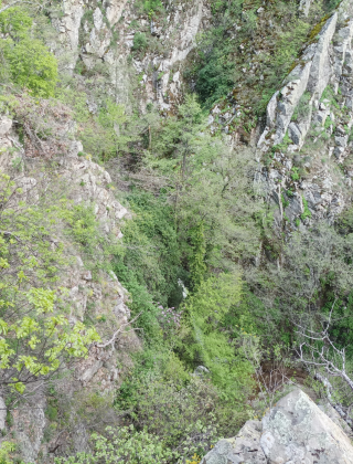 Mechkulska Reka Waterfall 18