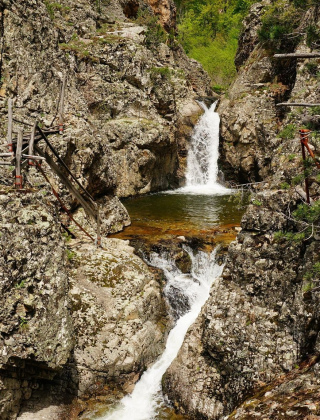 Kozarnika Waterfall