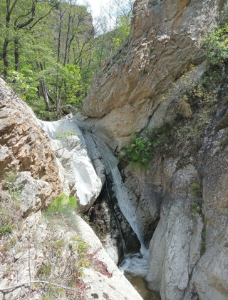 Luda Reka Waterfall 8