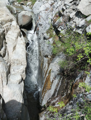 Luda Reka Waterfall 12