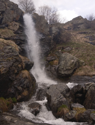 Navaliyski Upper Waterfall