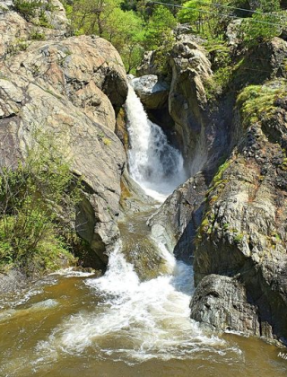 Suchurum Waterfall