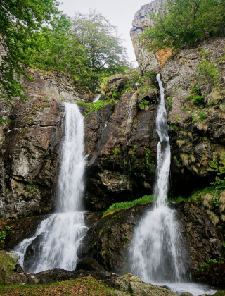 Пенчовски водопади(Сватбата/Младоженците)