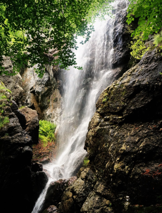 Kupnishko Praskalo Waterfall