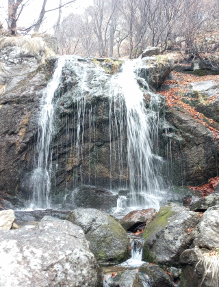 Водопад Калпаклийска река 2