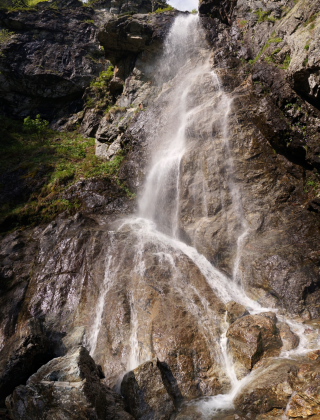 Govezhdo Praskalo Waterfall