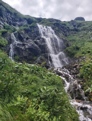 Ozhovishki (Vada Dvata Izvora) Waterfall 2