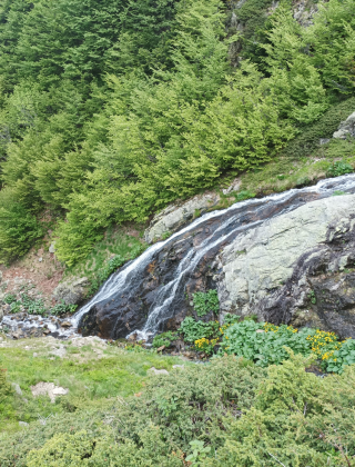 Ozhovishki (Vada Kalpaka) Waterfall 1