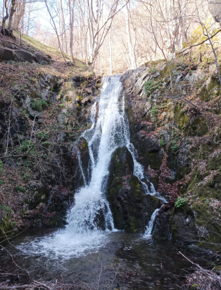 Долен Светишки водопад