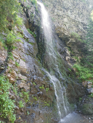 Opadzhashko Praskalo Waterfall