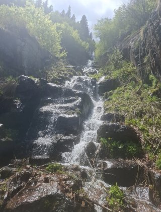 Ravno Buche Waterfall 1