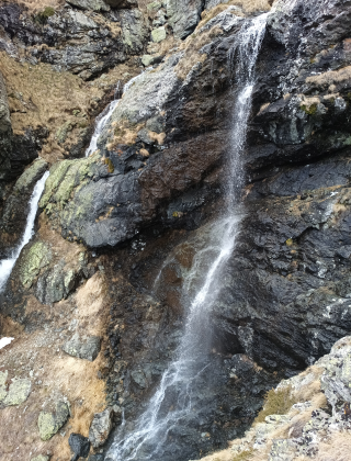 Водопад Източна вада