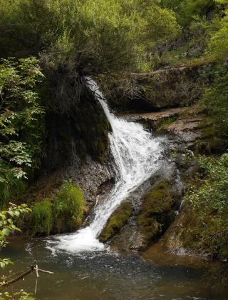 Ripaloto (Golesh) Waterfall