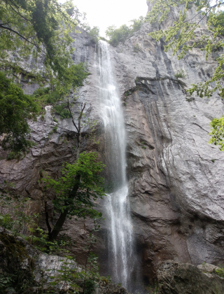 Водопад Женската вода
