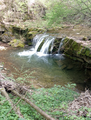 Водопад Дерин бент