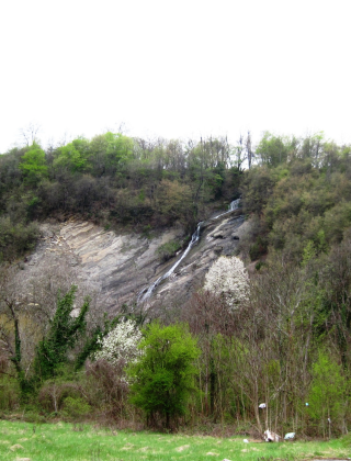 Водопад изравнител ВЕЦ "Батошево"