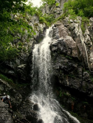 Boyanski Waterfall
