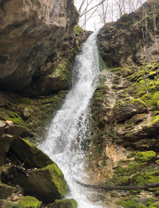 Svetlya Waterfall