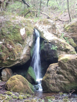 Taen Vrabchanski Waterfall