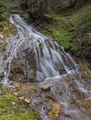 Долен водопад Селски дол
