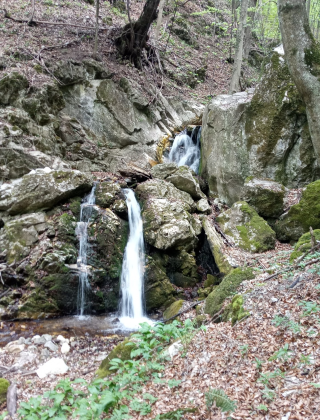 Горен водопад Папришка река