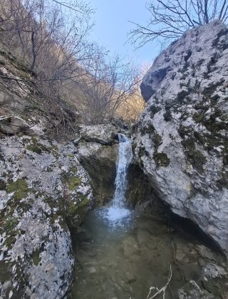 Manastirski Dol Waterfall 8