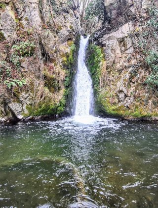 Oselna Waterfall