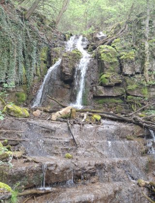 Varovititsa Lower Waterfall