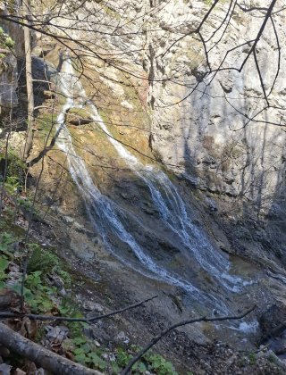 Manastirski Dol Upper Waterfall