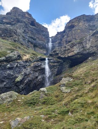 Vada Golyamoto Praskalo Waterfall-2