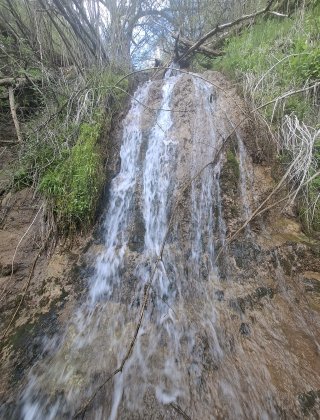 Varovititsa Waterfall 8