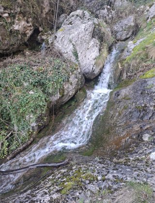 Manastirski Dol Waterfall 5