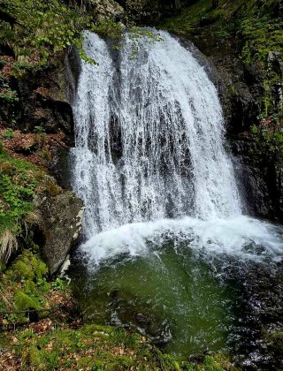 Metlata (Tundzha) Waterfall