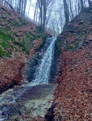 Parvata Reka Waterfall